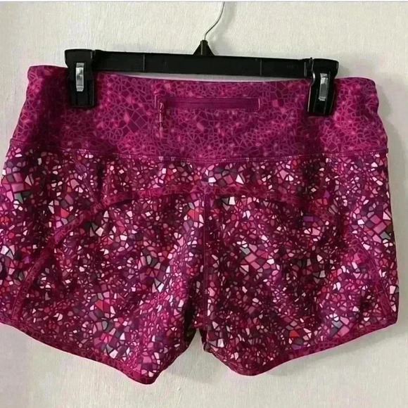 Lululemon Run Times Short - Picture 2 of 5